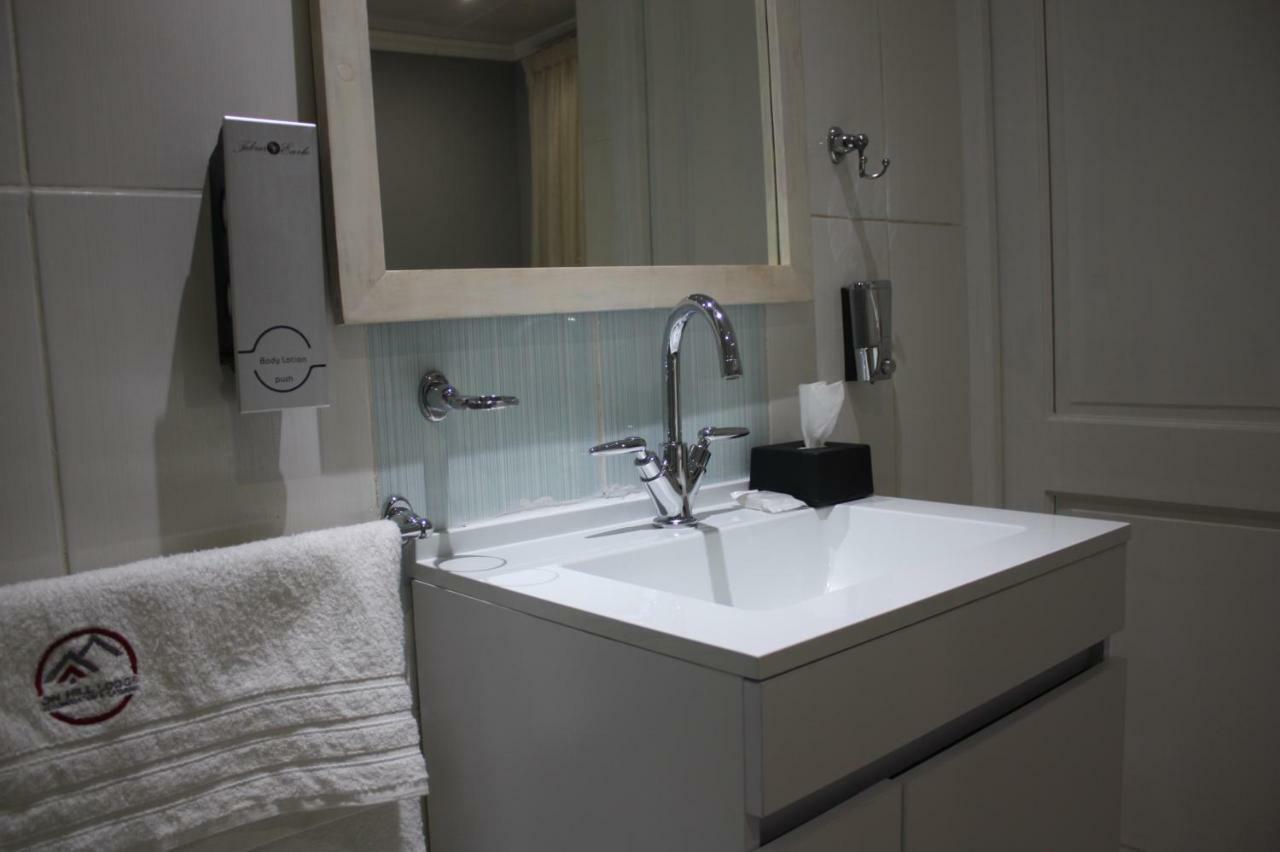 On Hill Lodge Bloemfontein Zewnętrze zdjęcie